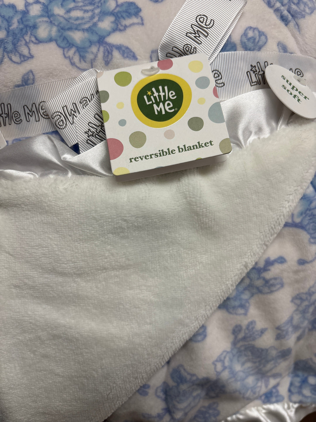 Reversible Super Soft Blanket "Blue Rose" White & Navy by Little Me